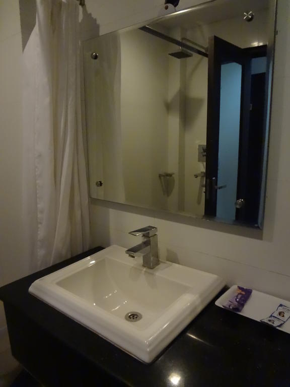 דלהי Hotel Siam International מראה חיצוני תמונה