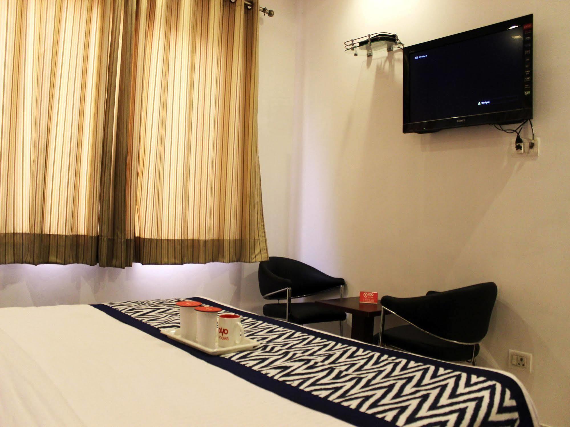 דלהי Hotel Siam International מראה חיצוני תמונה